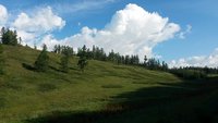 Горы встречают свежестью и прохладой.