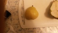 Груша желтая